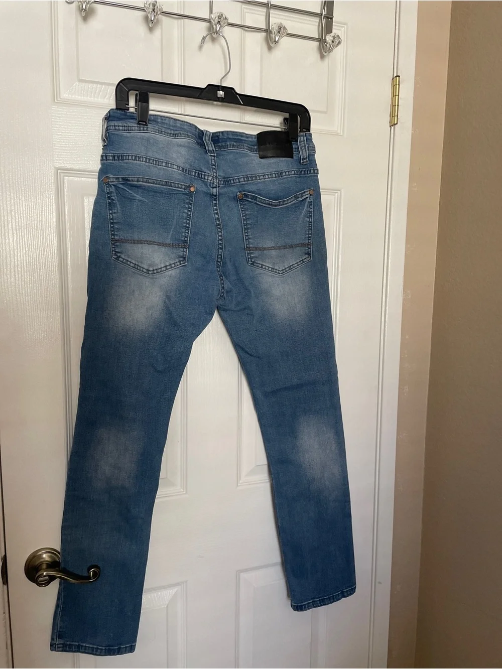 Relaxed Light Blue Men's Jeans - Unbranded